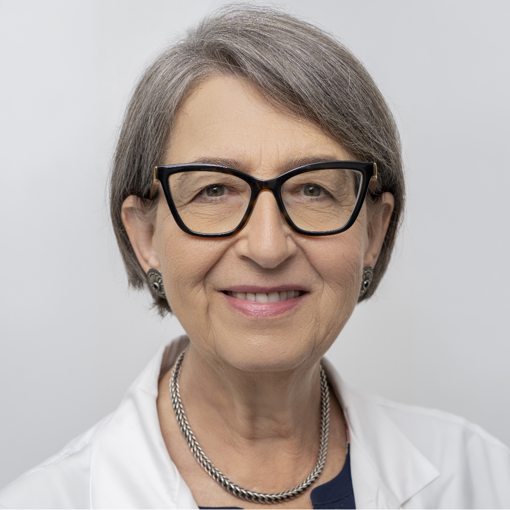 headshot of Apolonia Abramowicz